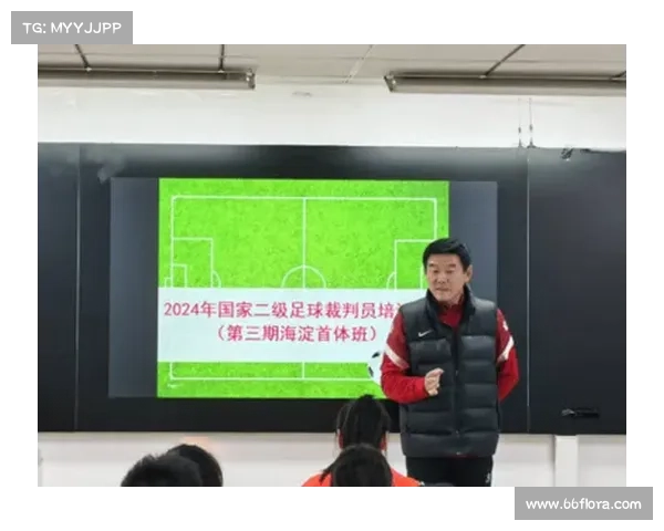 中超实施VAR新规 主裁判必须亲自观看回放决策 中超实施VAR新规 主裁判必须亲自观看回放决策